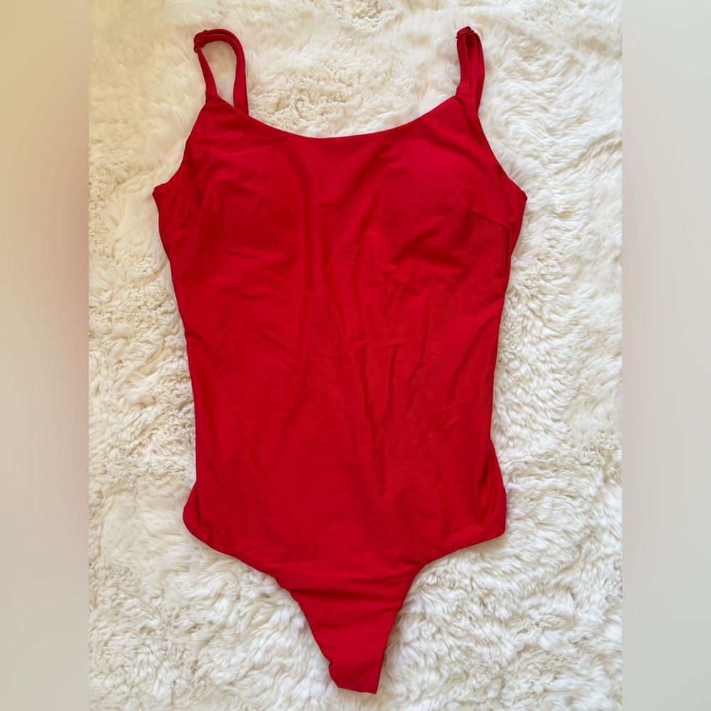 Lululemon Waterside One-Piece Swimsuit *B/C Cup, Red, XS